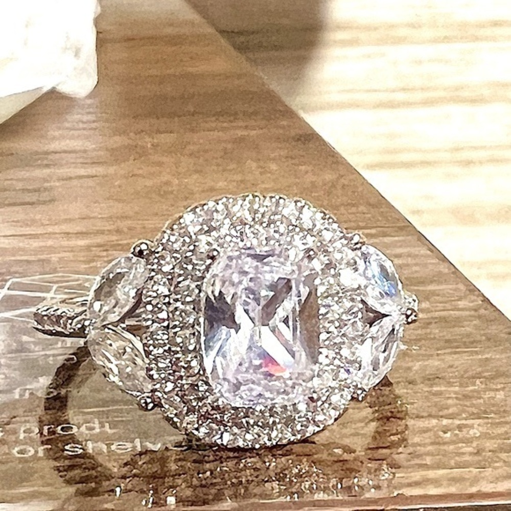 14k white gold ring 4 Carat Diamond  halo wedding cocktail engagement